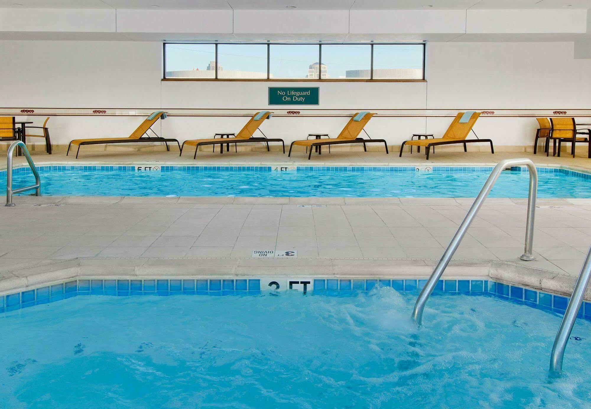 Courtyard By Marriott St. Louis Downtown West Hotel Luaran gambar